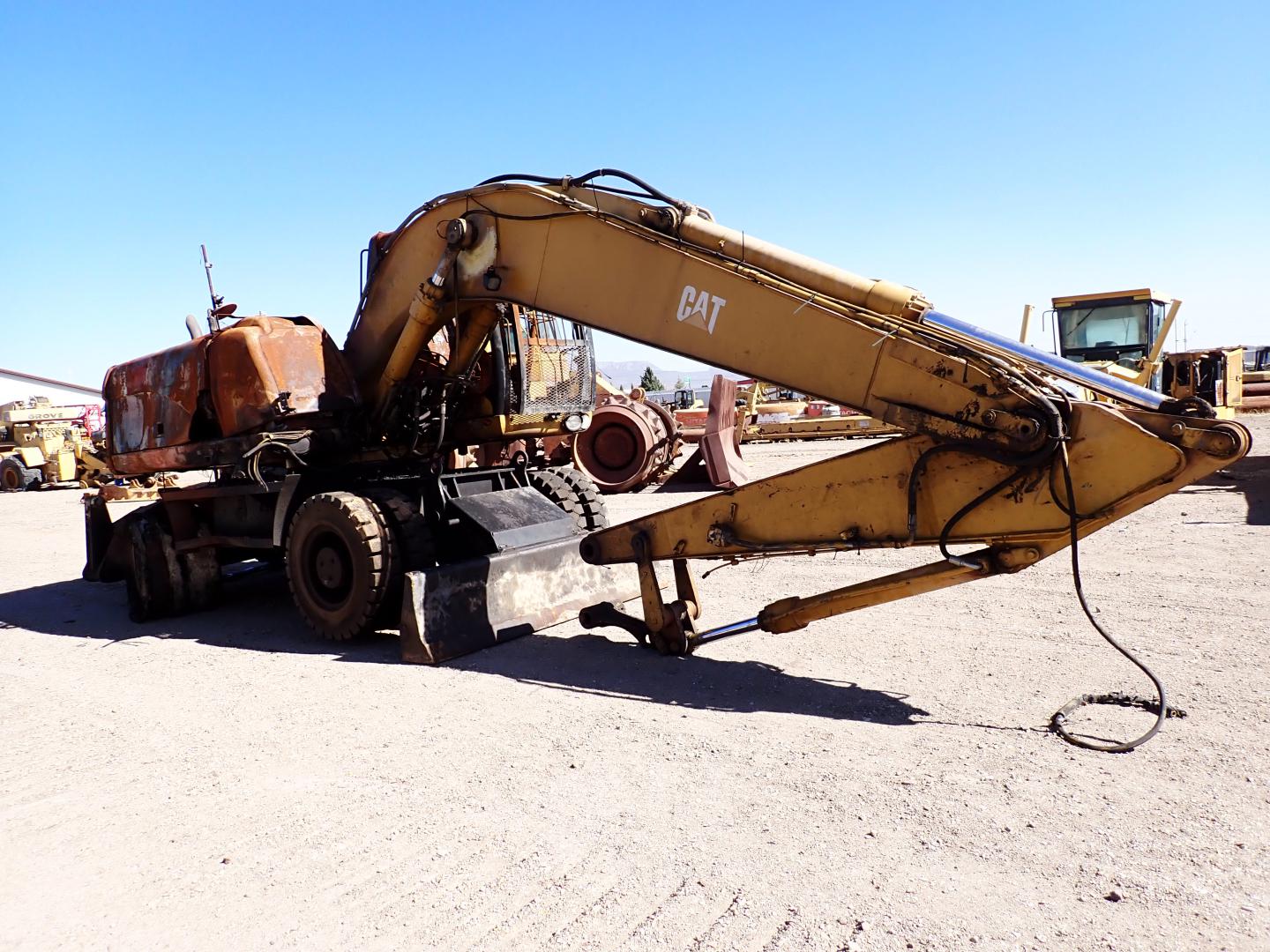 ./imagenes/INVOICE/2019/16512/EXCAVADORA SOBRE LLANTAS CAT_M318D (10).JPG